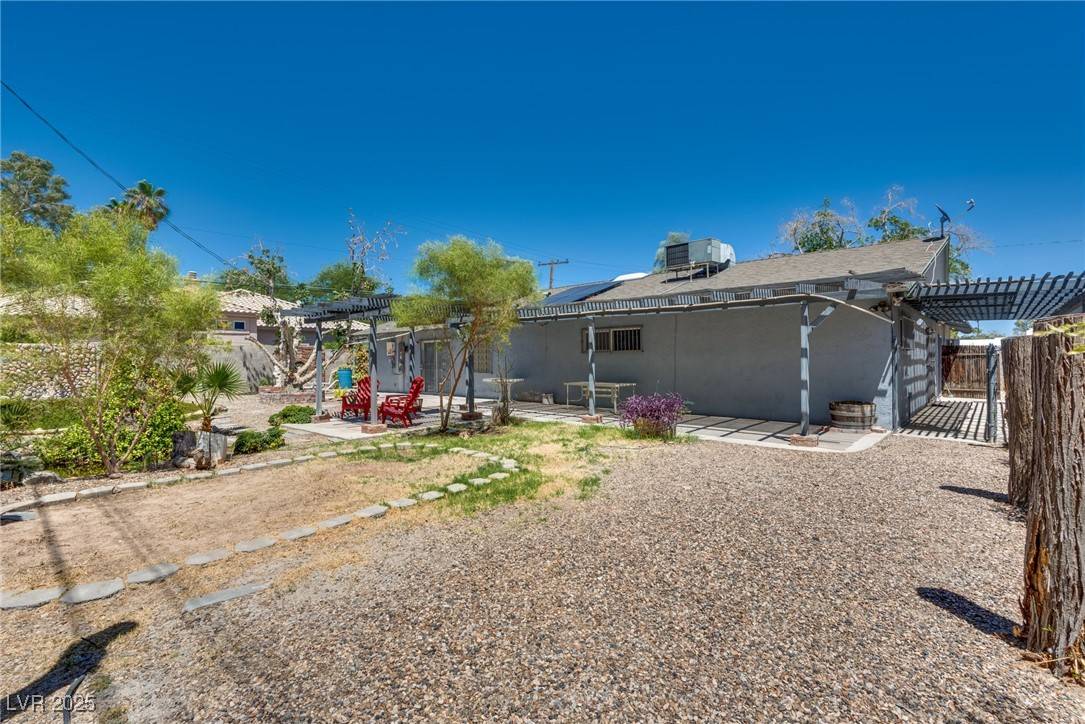 Las Vegas, NV 89102,1238 Campbell DR