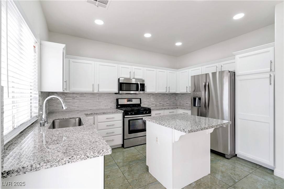 Las Vegas, NV 89113,7401 Hawk Shadow AVE