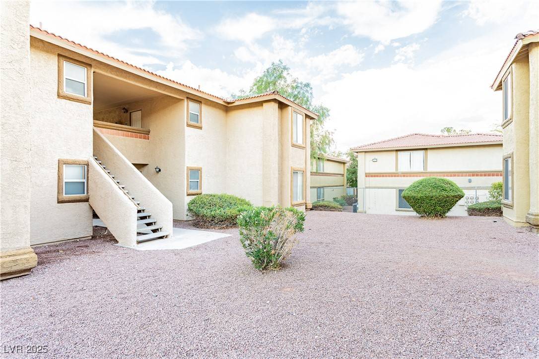 Las Vegas, NV 89145,7300 Pirates Cove RD #2056