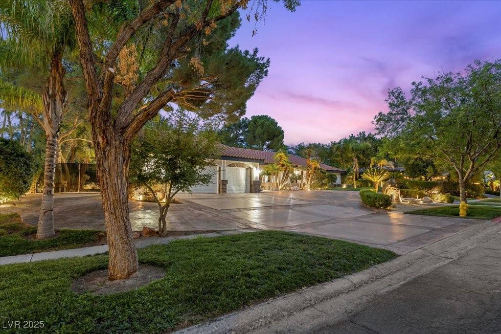 Henderson, NV 89014,128 Quail Run RD
