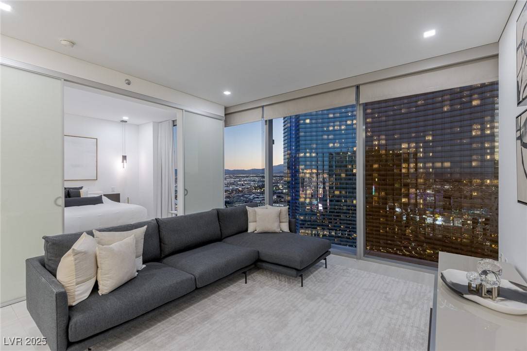 Las Vegas, NV 89158,3726 Las Vegas BLVD #2902