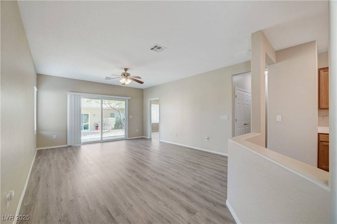 North Las Vegas, NV 89084,3509 Herring Gull LN