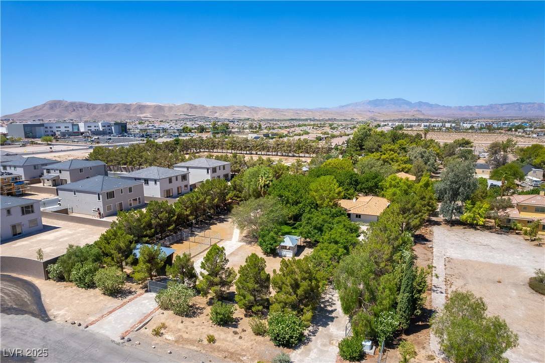 Las Vegas, NV 89183,11185 Placid ST