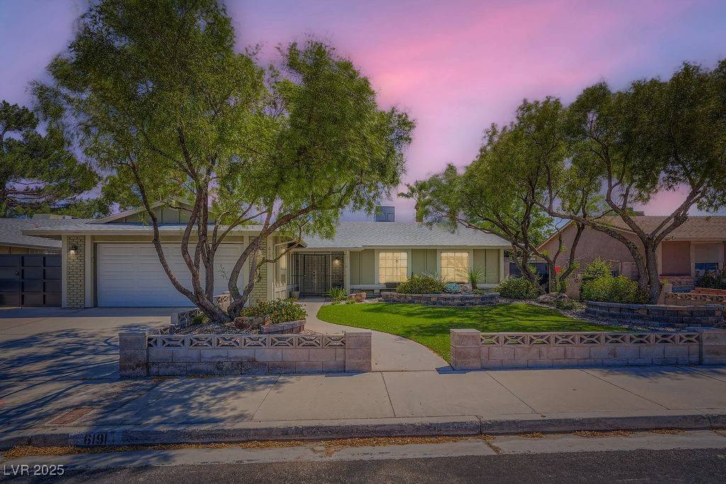 Las Vegas, NV 89118,6191 La Palma Pkwy