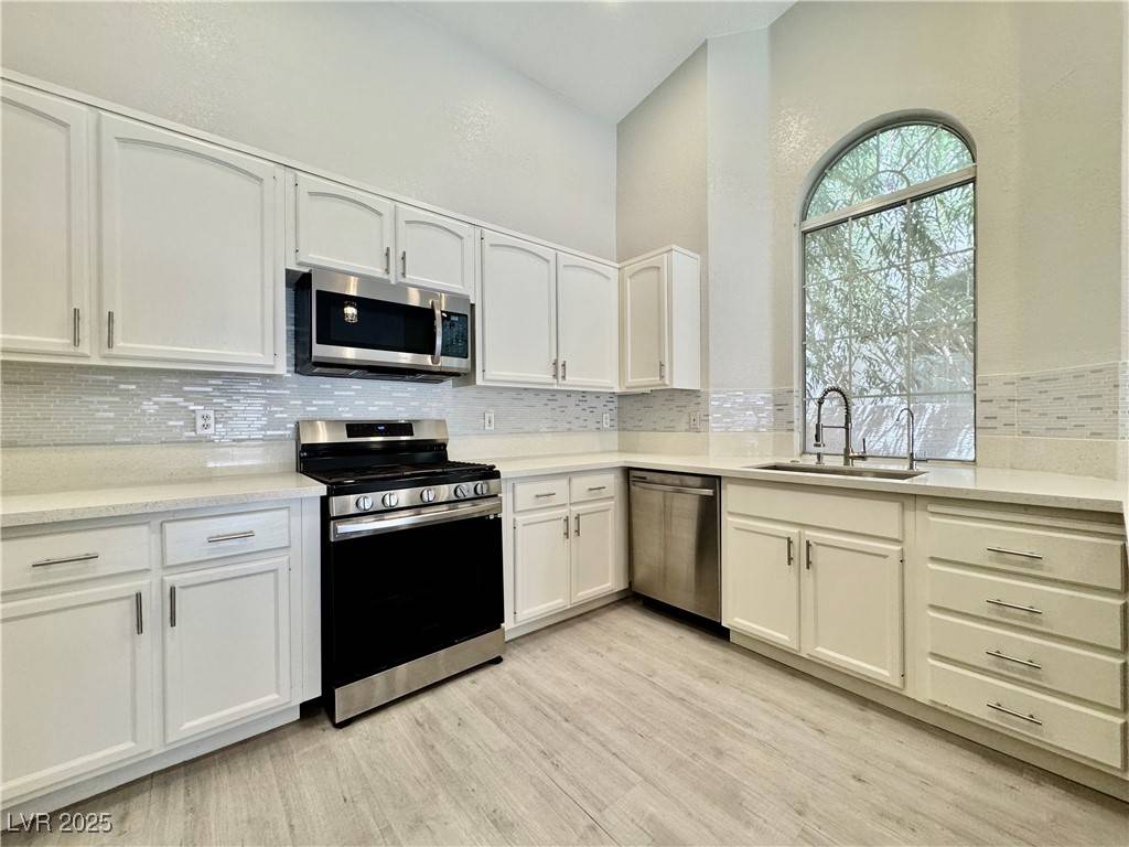 Henderson, NV 89074,24 Myrtle Beach DR