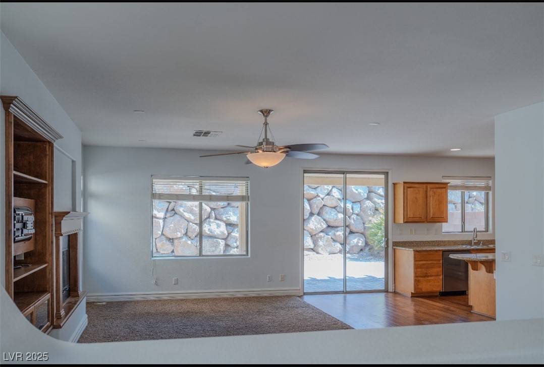 Henderson, NV 89011,257 Via Franciosa DR