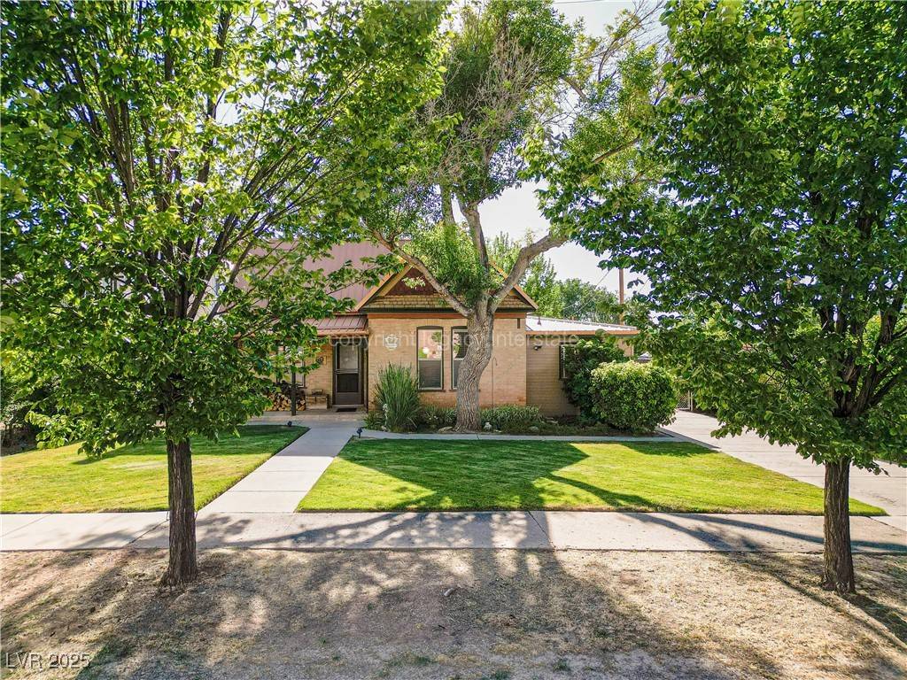 Parowan, UT 84761,60 S 100 West