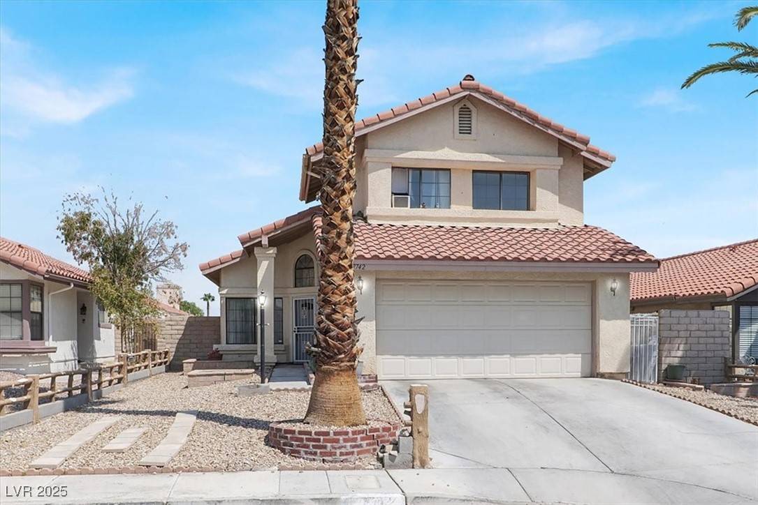 Las Vegas, NV 89147,7742 Selby CT