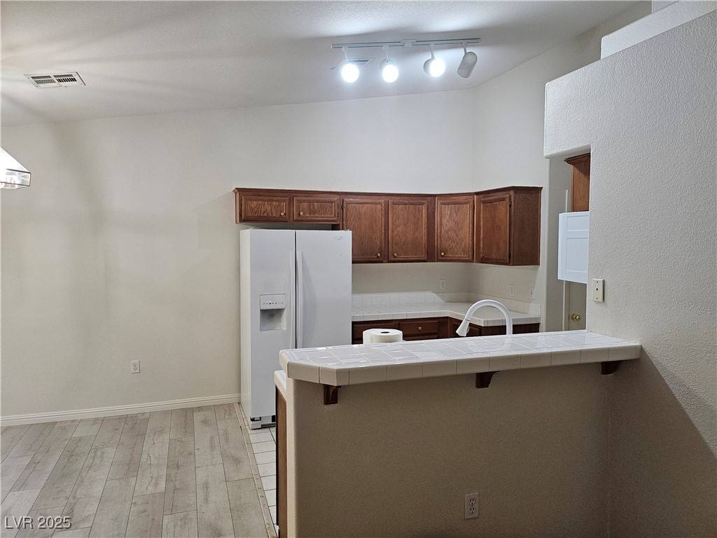 Las Vegas, NV 89156,2050 N Los Feliz ST #185