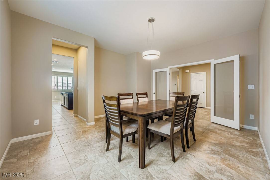 Las Vegas, NV 89149,6928 Garrettstone CT
