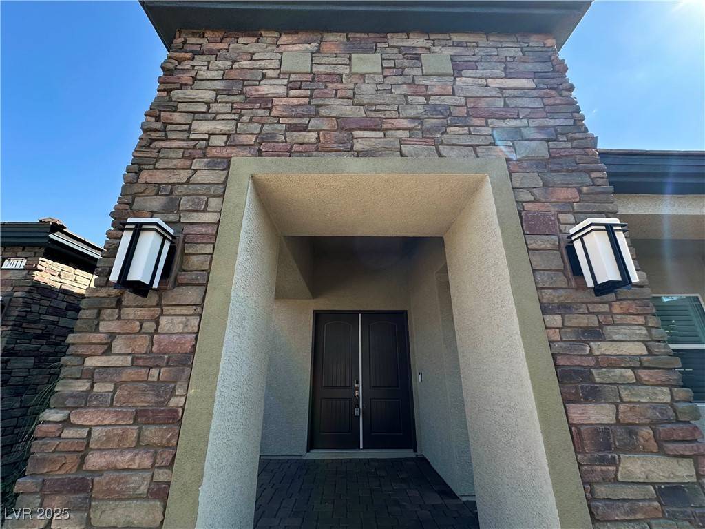 Las Vegas, NV 89131,7011 Arabian Ridge ST