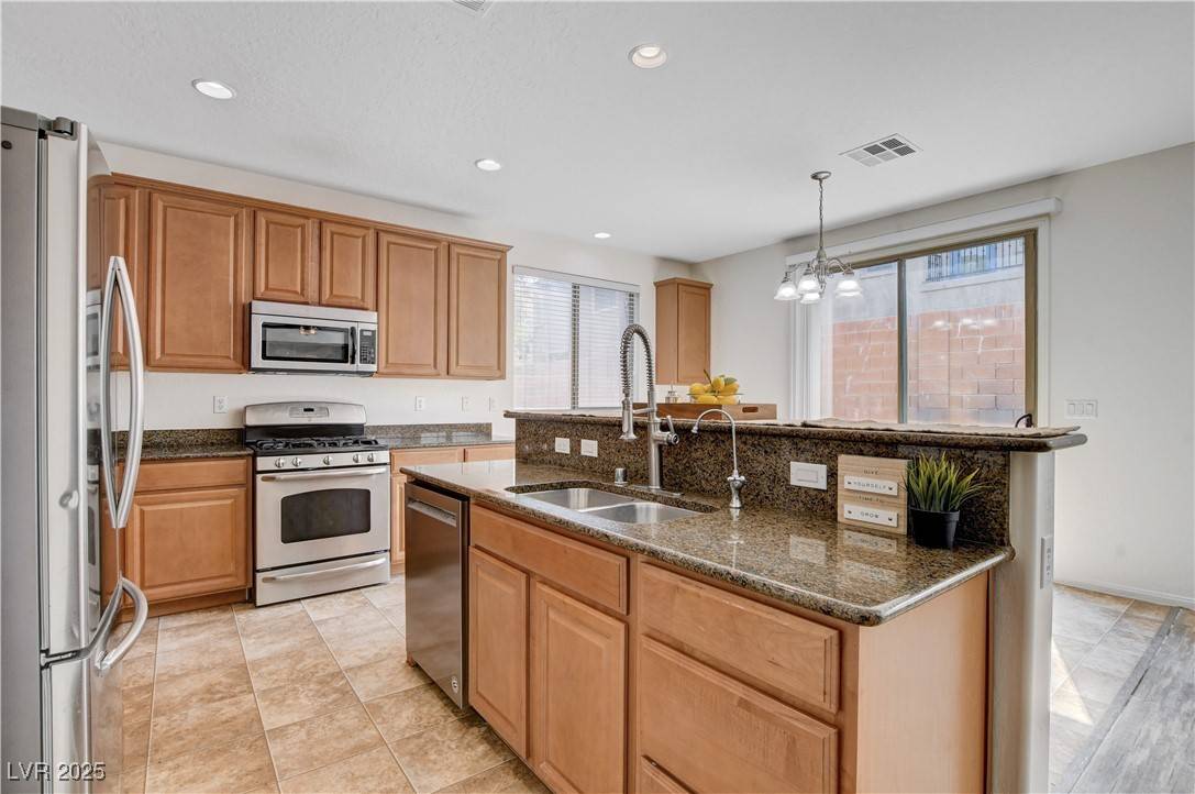North Las Vegas, NV 89031,5921 Magic Oak ST