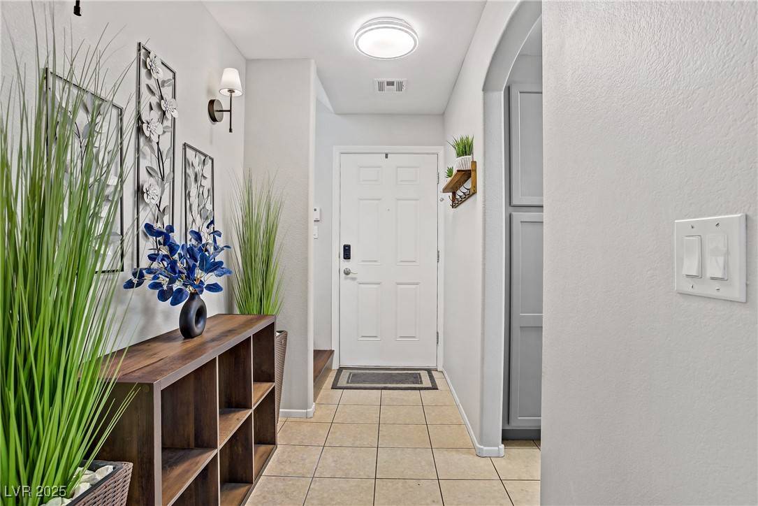 Las Vegas, NV 89139,7335 Escarpment ST