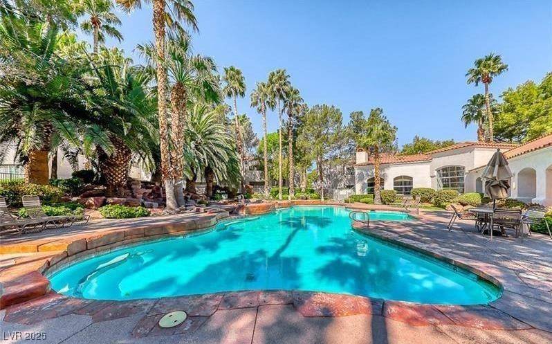 Henderson, NV 89074,2975 Bluegrass LN #824