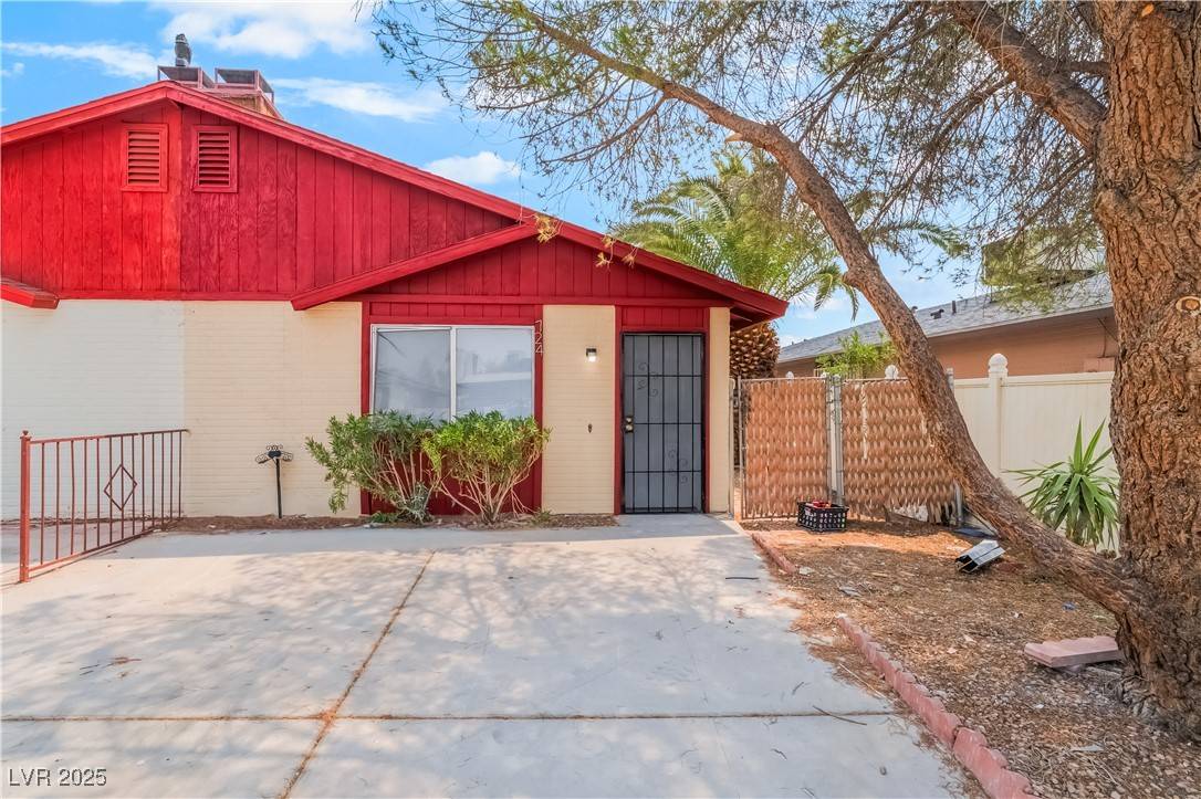 Las Vegas, NV 89110,724 Concrete CT