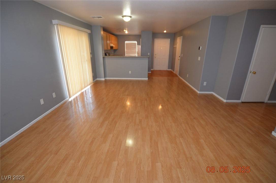 Las Vegas, NV 89183,10268 Newfane CT