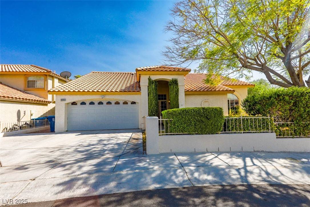 Las Vegas, NV 89129,8995 Sidebrook CT