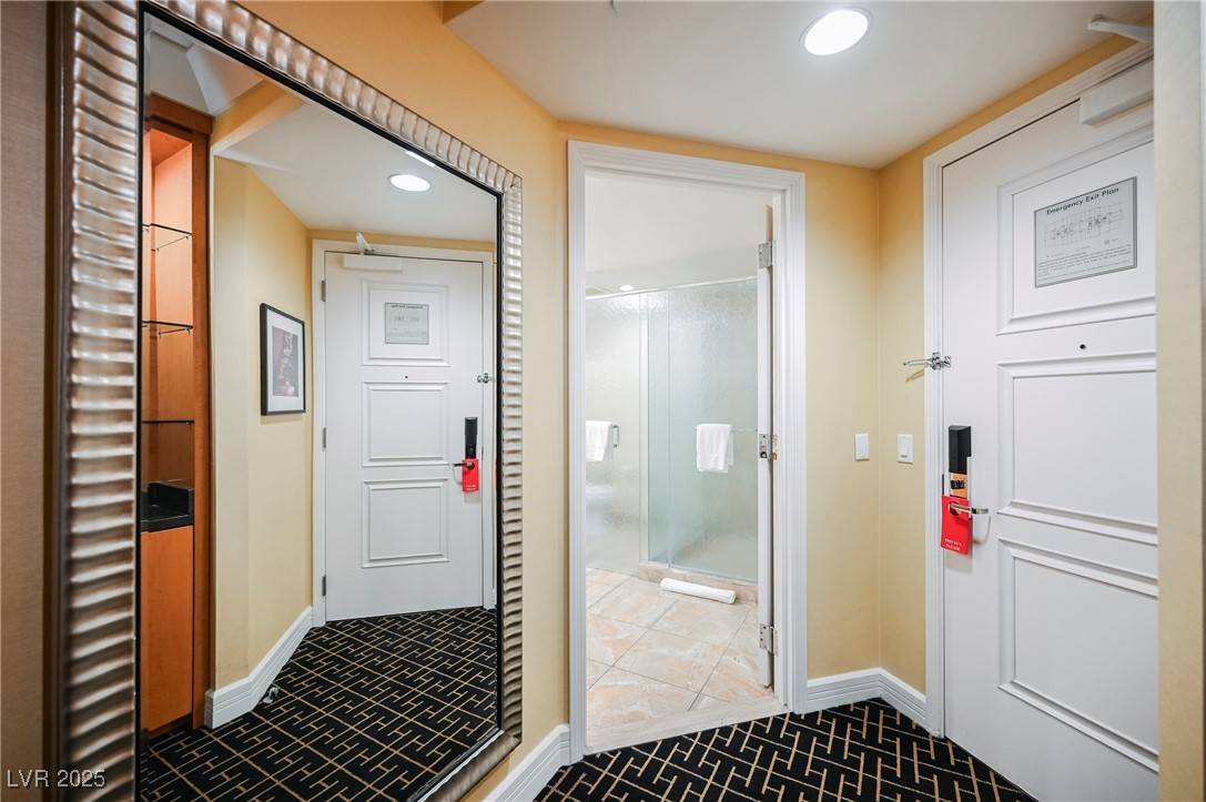 Las Vegas, NV 89109,2000 FASHION SHOW DR #2615