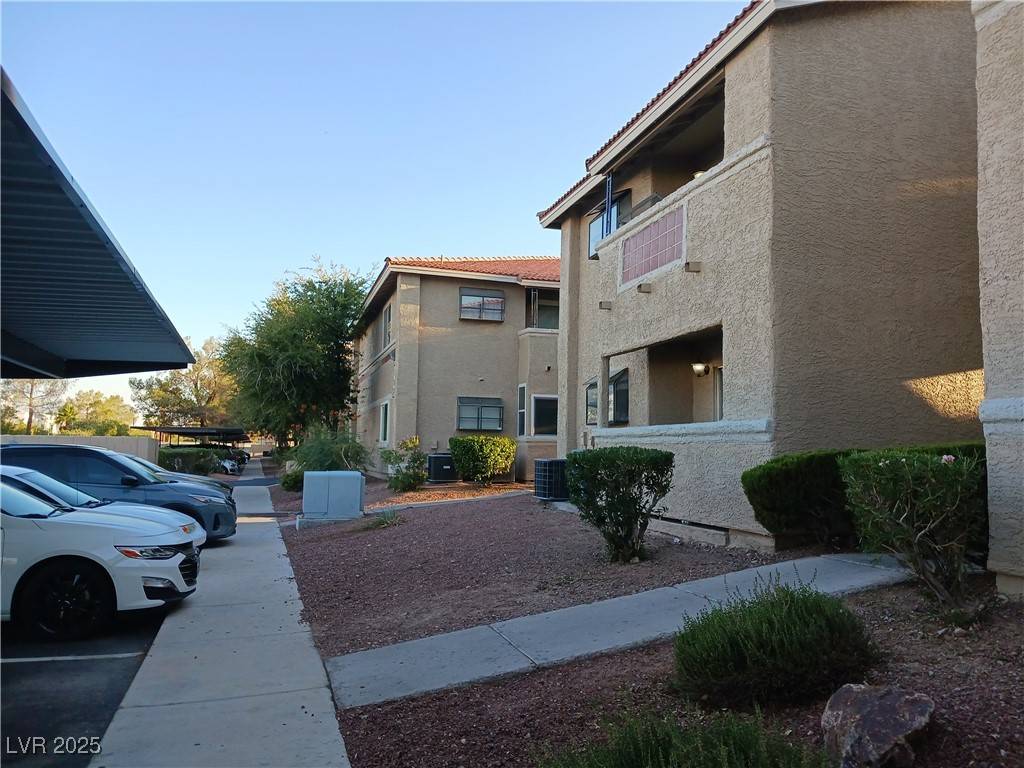 Las Vegas, NV 89145,7200 Pirates Cove RD #1050