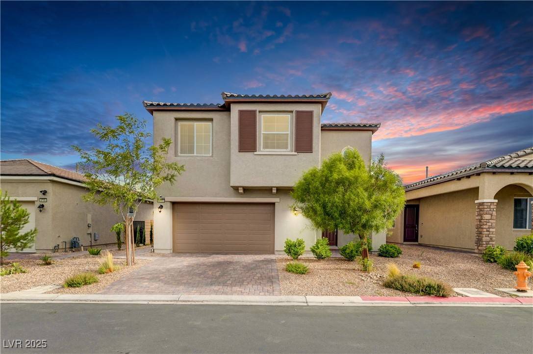 Las Vegas, NV 89148,8711 Bando DR