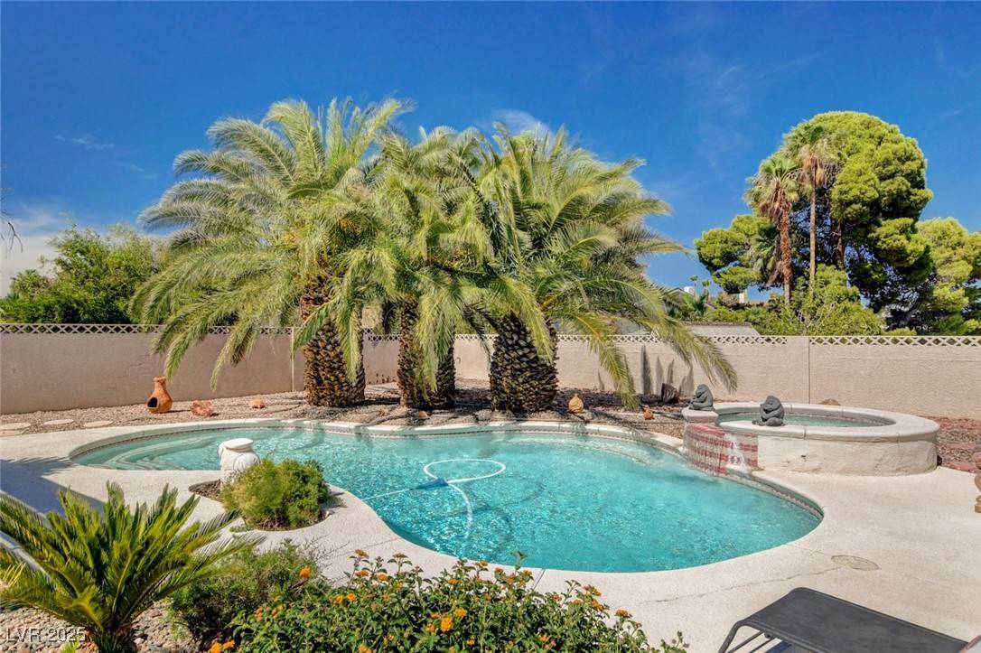 Las Vegas, NV 89146,1909 Oakleaf LN