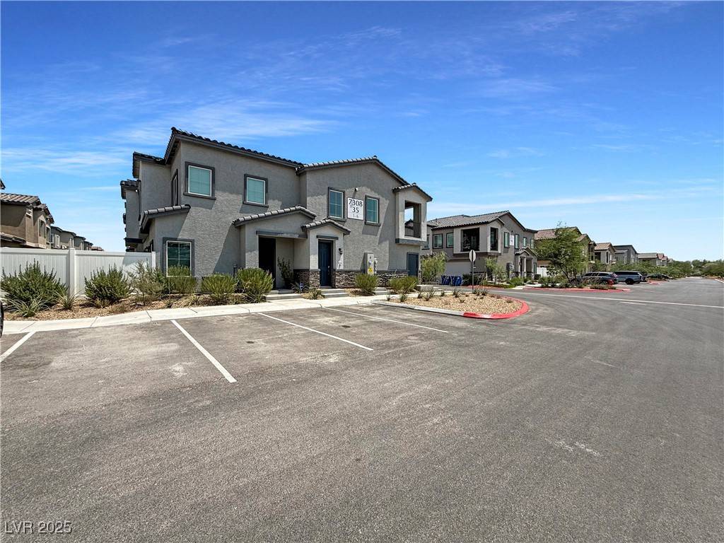 Las Vegas, NV 89131,7308 N Decatur BLVD #6