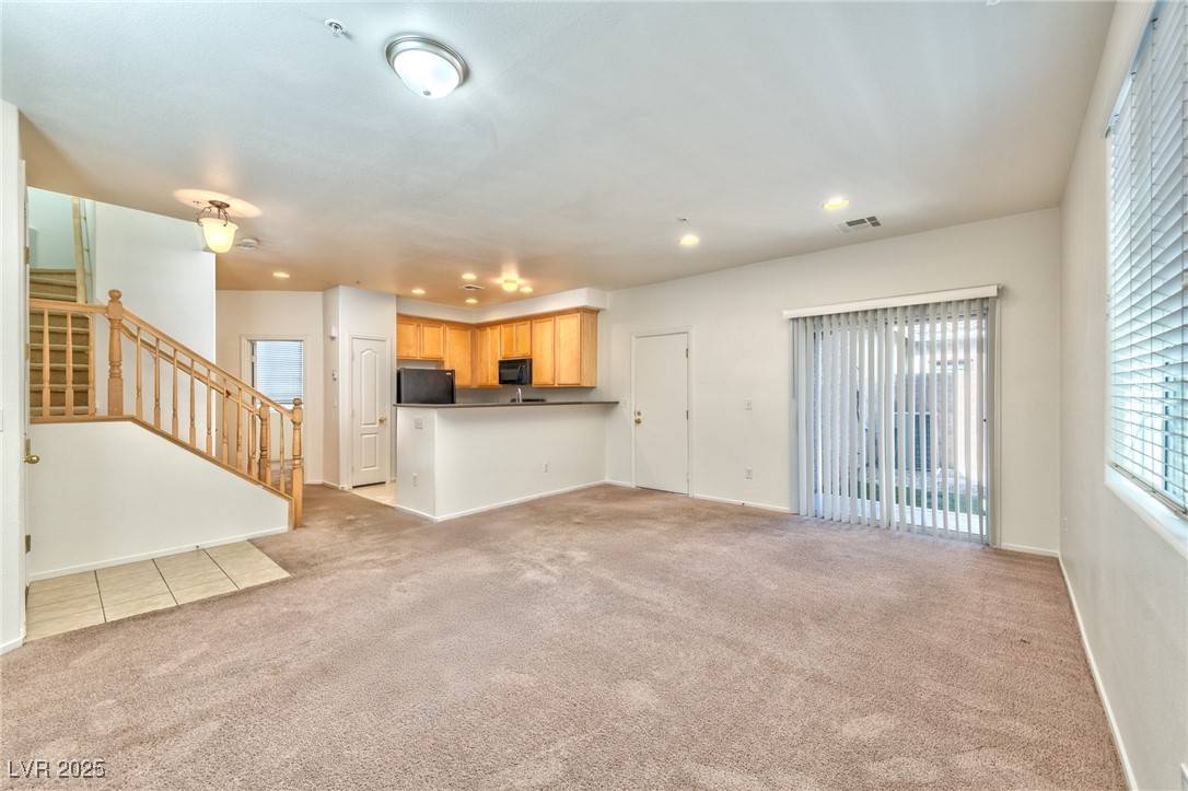 Las Vegas, NV 89129,10621 Night Magic CT