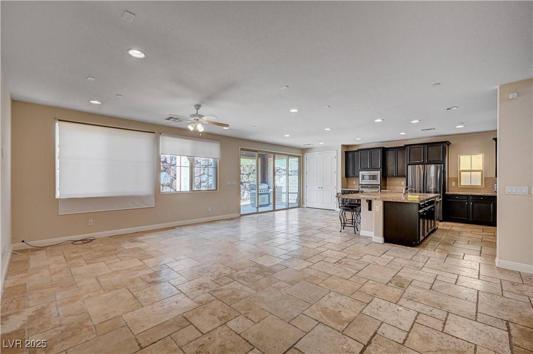 Henderson, NV 89012,929 Pomander Point PL