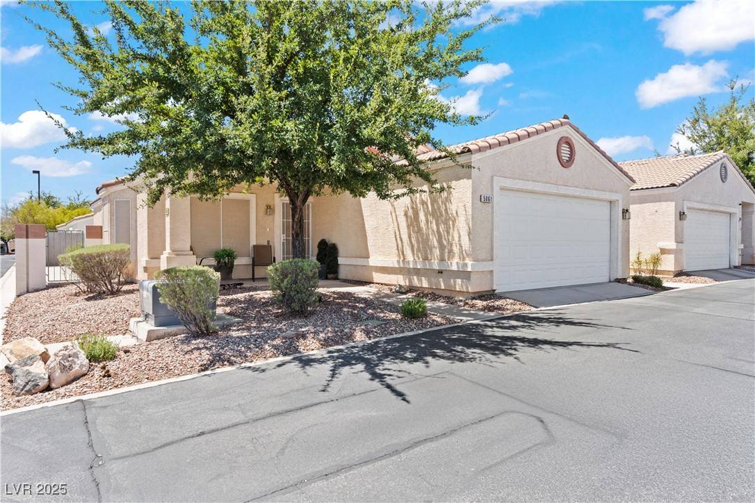 Las Vegas, NV 89122,5061 Droubay DR