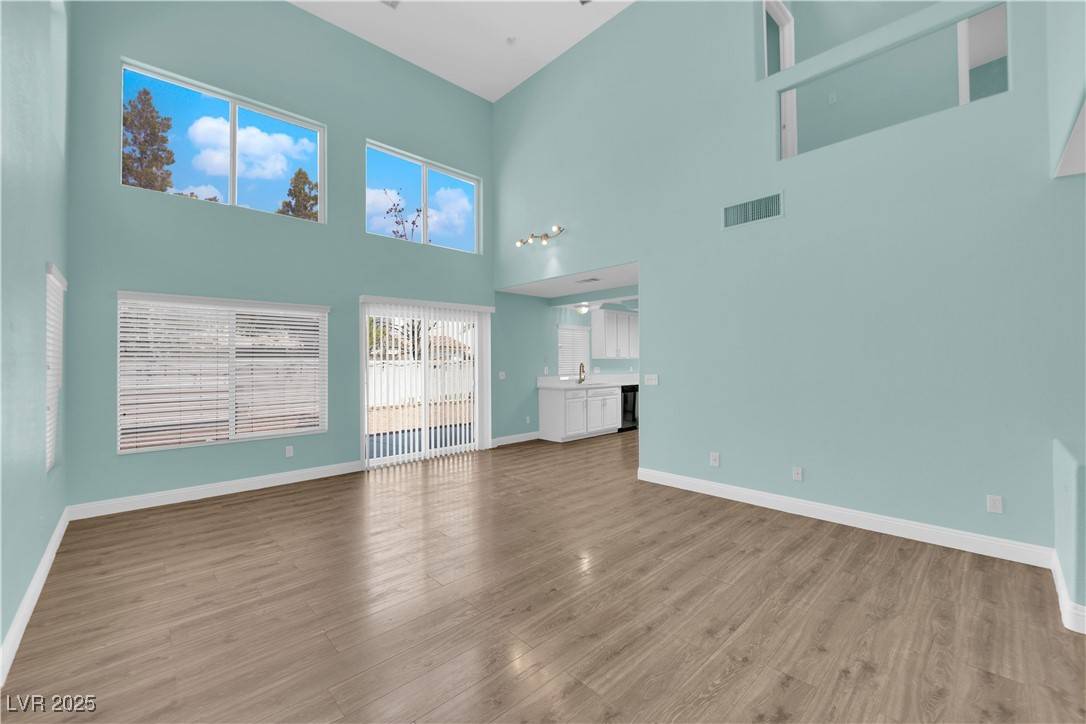 Las Vegas, NV 89183,10210 Maltese Cross CT