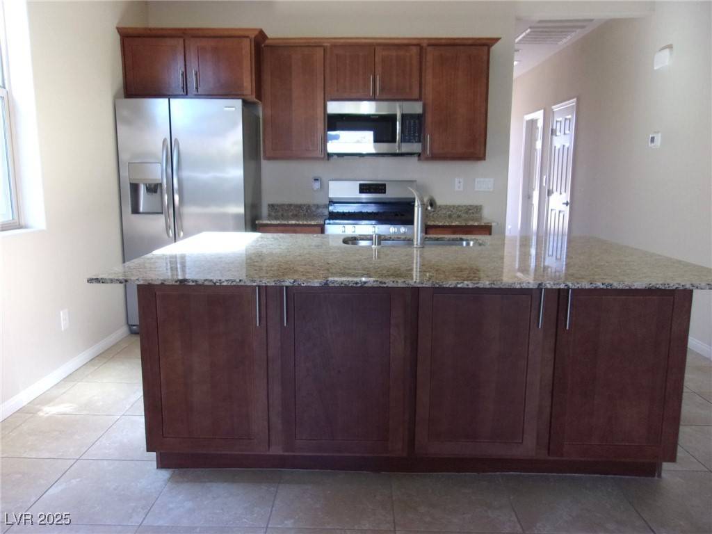 Laughlin, NV 89029,2725 Beacon Rock DR