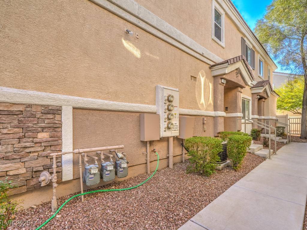 Henderson, NV 89002,1161 Amarillo Sky PL #101
