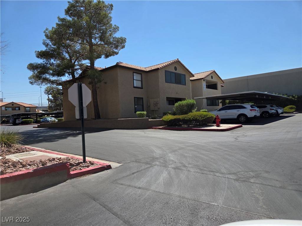 Las Vegas, NV 89108,2451 N Rainbow BLVD #2048