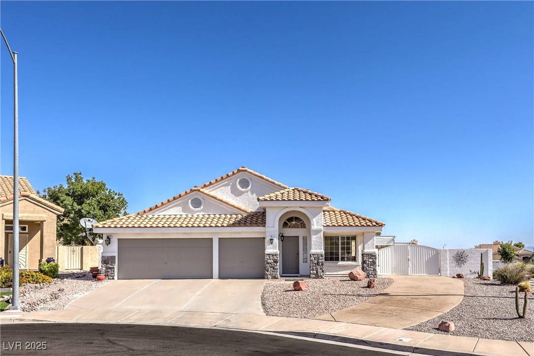 Henderson, NV 89002,107 Grantsville CT