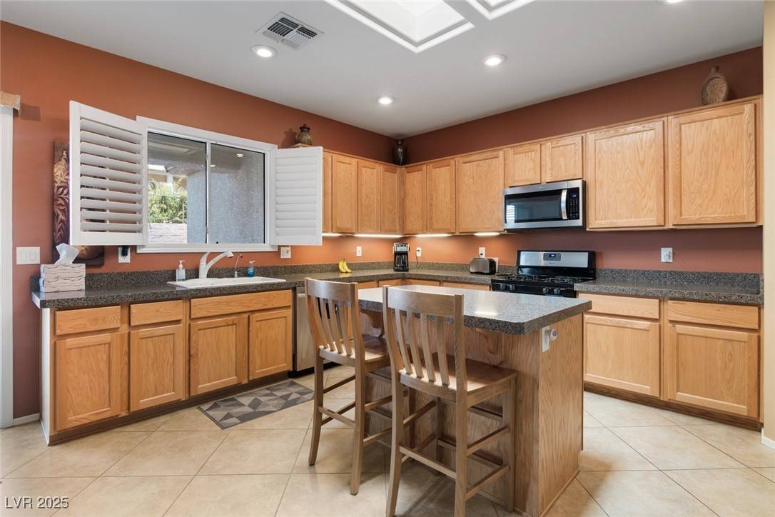 Henderson, NV 89052,2002 Wildwood Lake ST