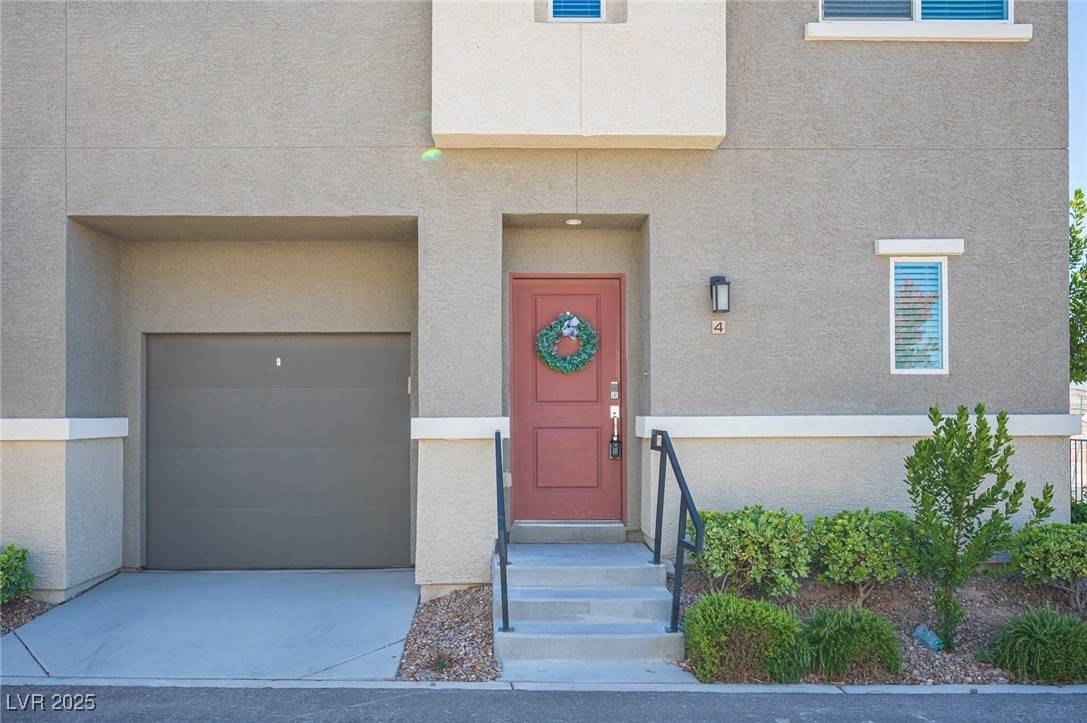 Las Vegas, NV 89183,12103 Mojave Gold RD #4