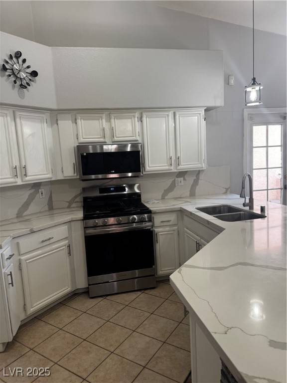 Las Vegas, NV 89118,5225 W Reno AVE #218