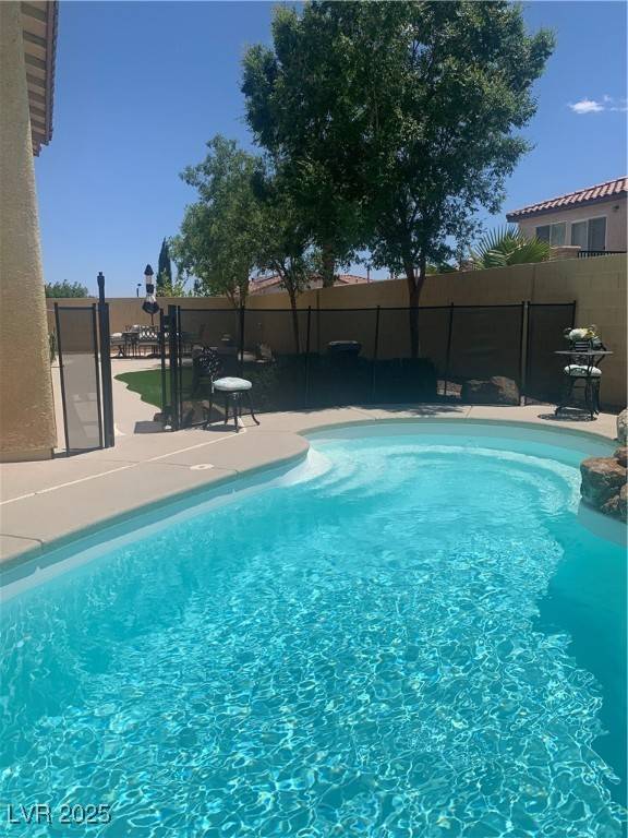 Las Vegas, NV 89149,9413 Artesian Oak CT
