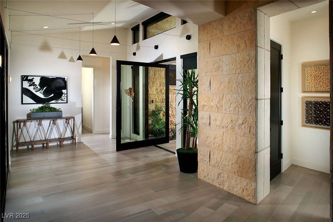 Henderson, NV 89052,2240 Sky Pointe Ridge DR