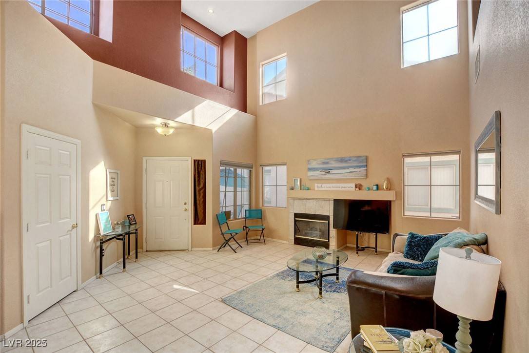 Las Vegas, NV 89121,4041 Radbourne AVE