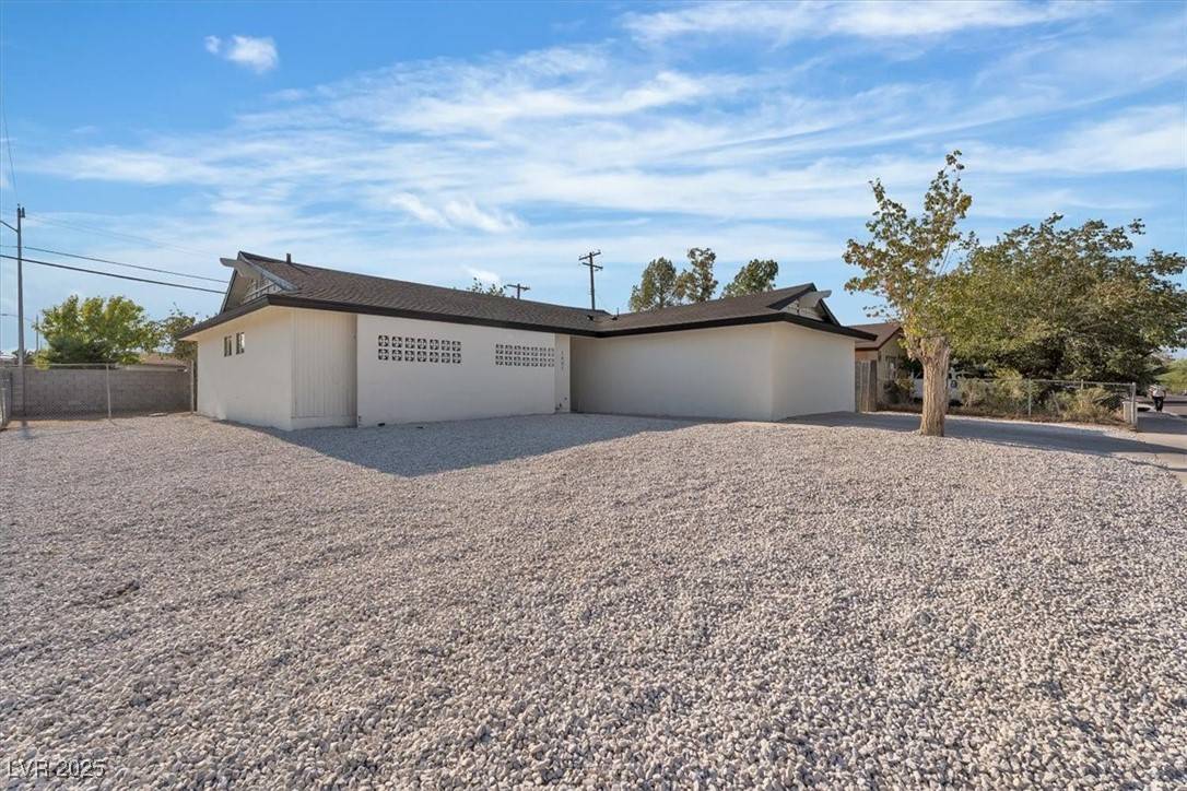 Las Vegas, NV 89106,1401 Mezpah DR
