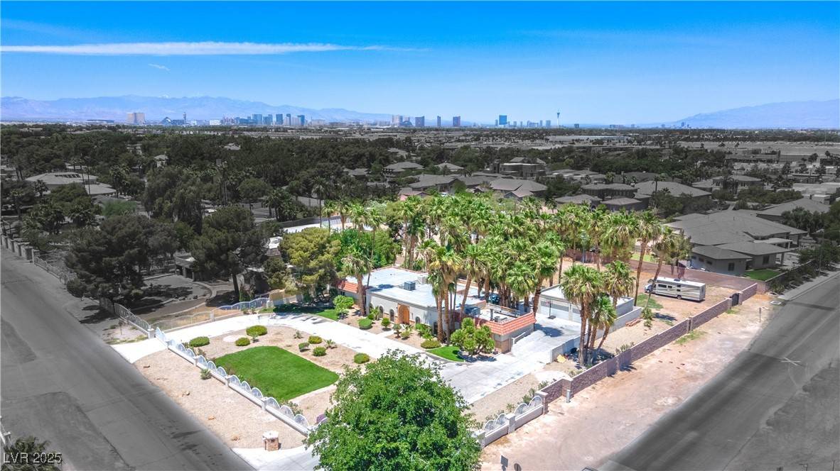 Las Vegas, NV 89120,3784 Pama LN