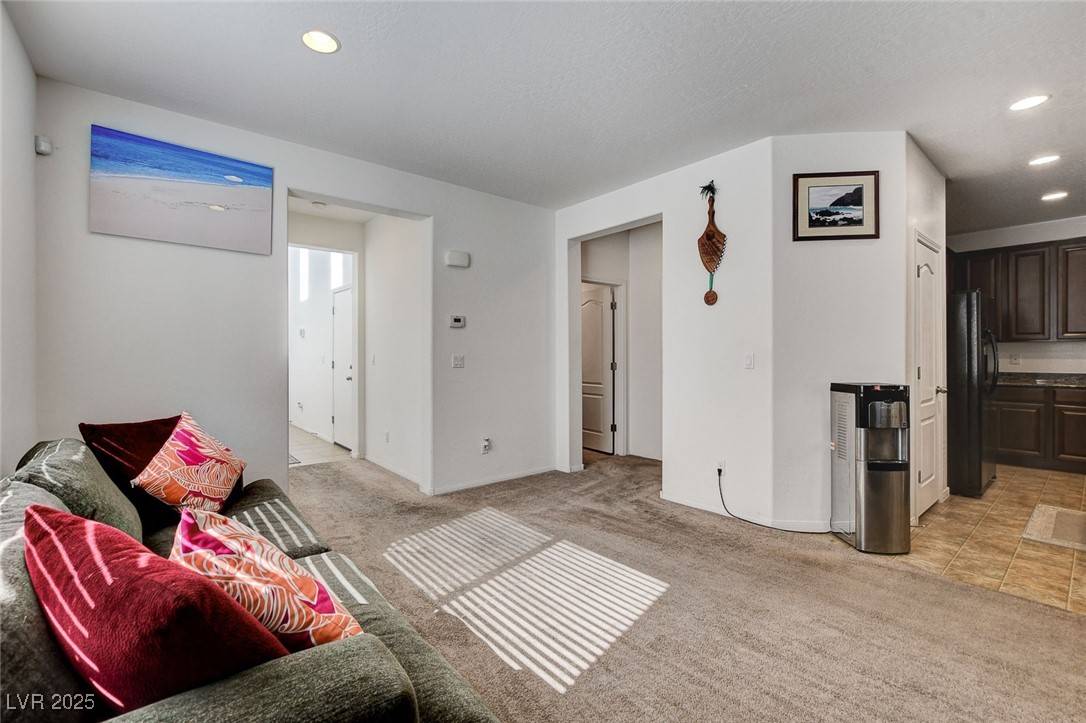 Las Vegas, NV 89122,6365 Jacobville CT
