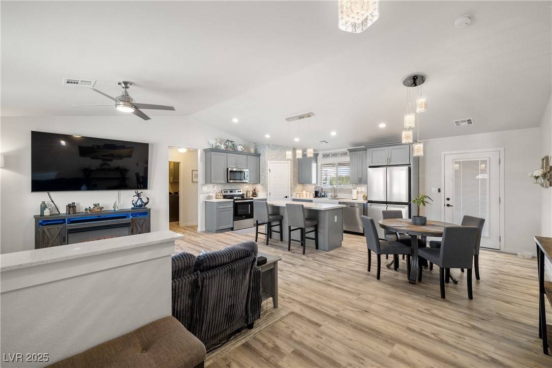 Pahrump, NV 89060,681 Indian Wells CT