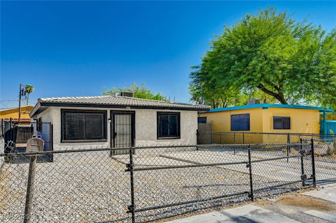 Las Vegas, NV 89106,1436 W Bartlett AVE