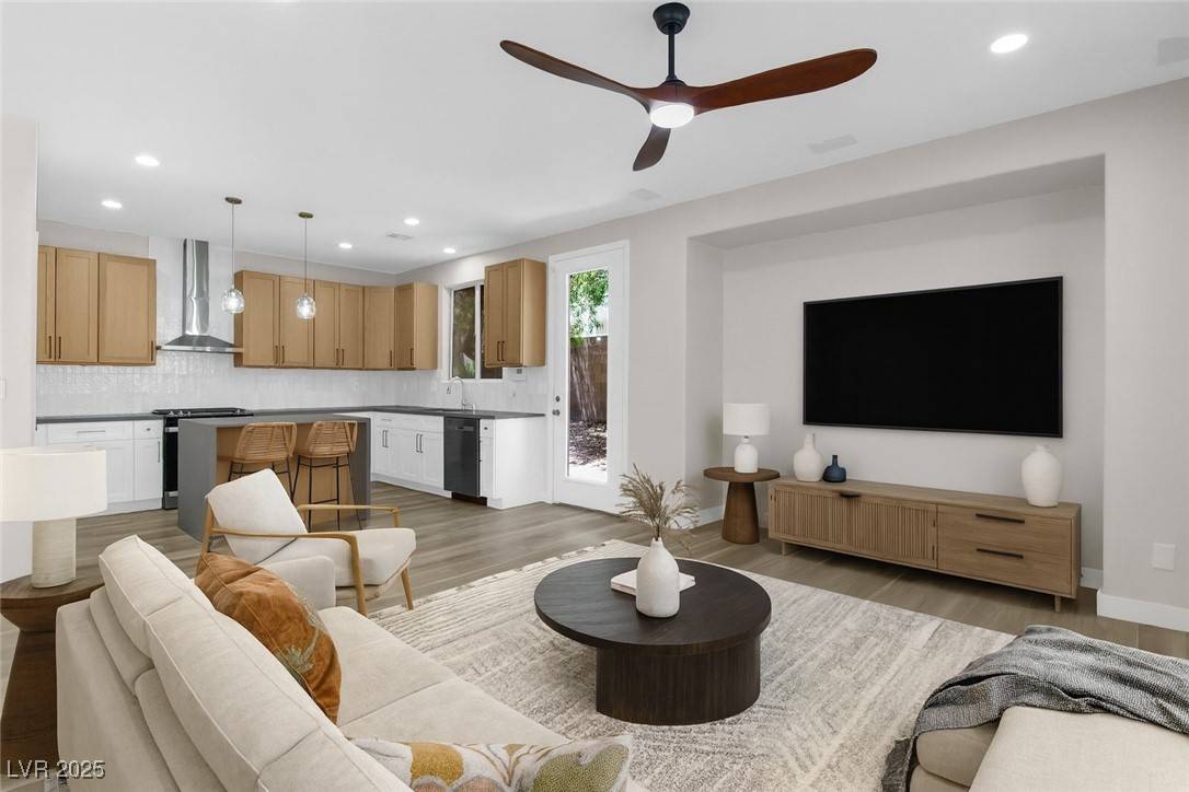 Henderson, NV 89012,177 Rocky Star ST