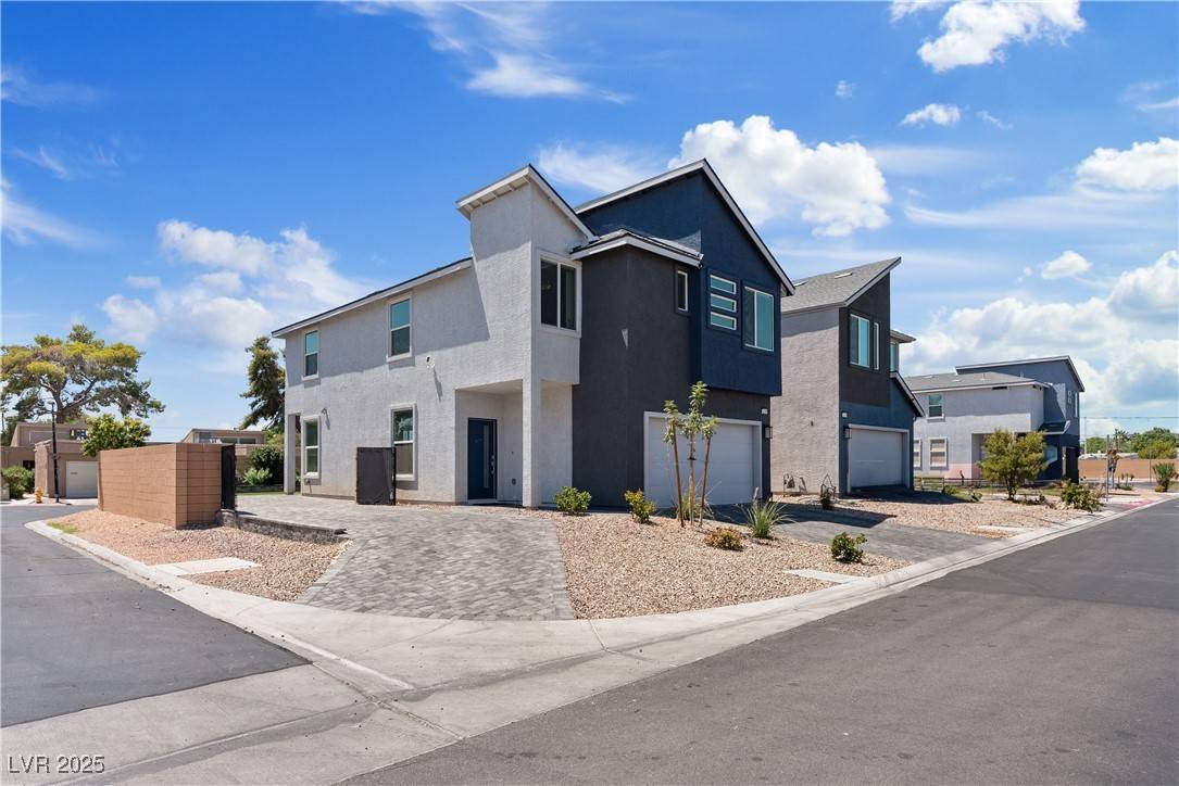 Las Vegas, NV 89110,4219 Wales Green LN