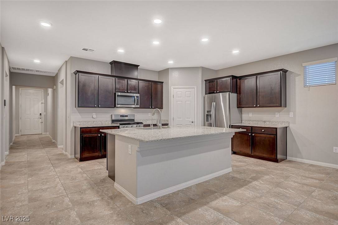 Las Vegas, NV 89130,5926 Olivine Falls AVE