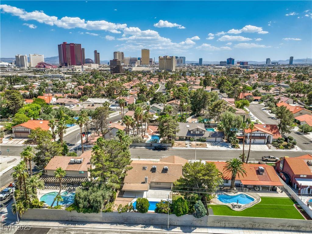 Las Vegas, NV 89102,2504 La Solana WAY