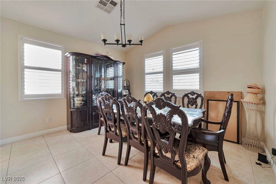 Las Vegas, NV 89148,9709 Hawk Cliff AVE
